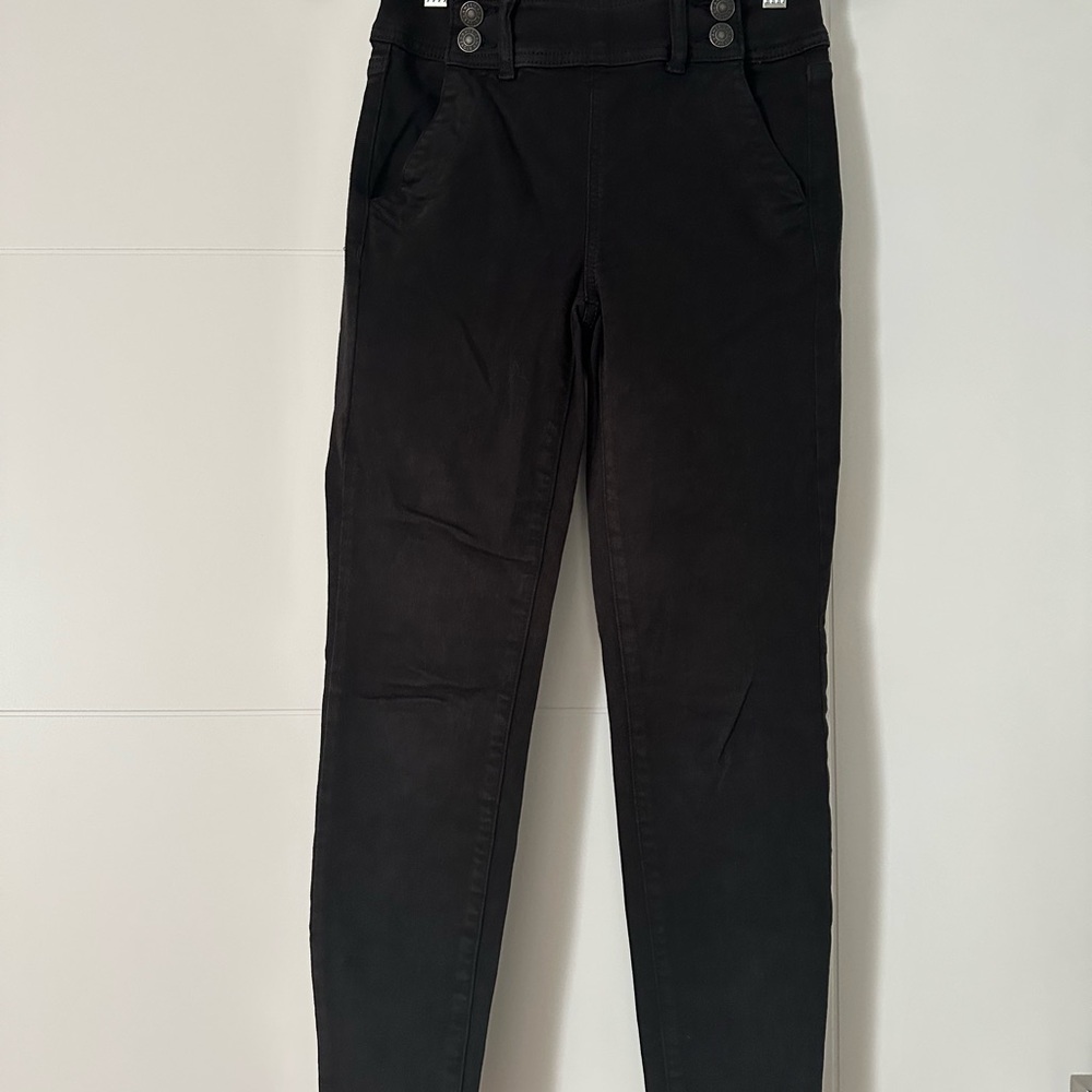 Black Skinny Pants
